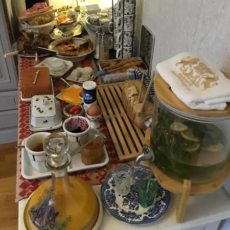 Bed & Breakfast Eiffel Tower Paris