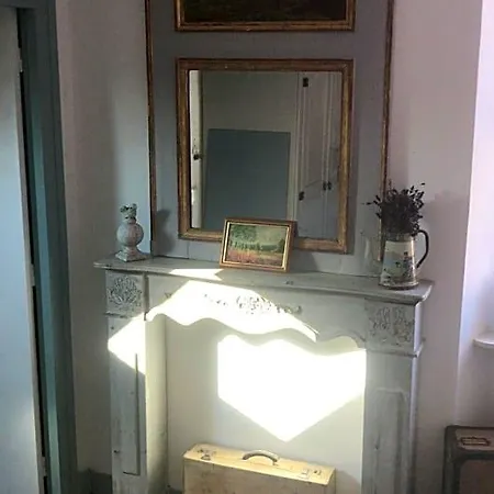 Bed & Breakfast Eiffel Tower Paris Salbris